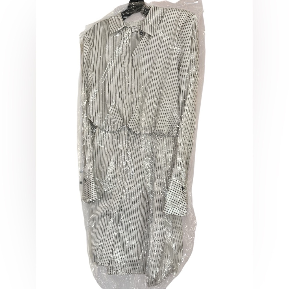 BCBGeneration White Shirt Dress - Picture 3 of 3